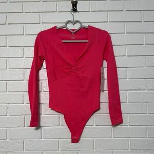 NWT Aura Ribbed Twist Front Long Sleeve Bodysuit Pink M/L